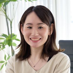 石守 芽以